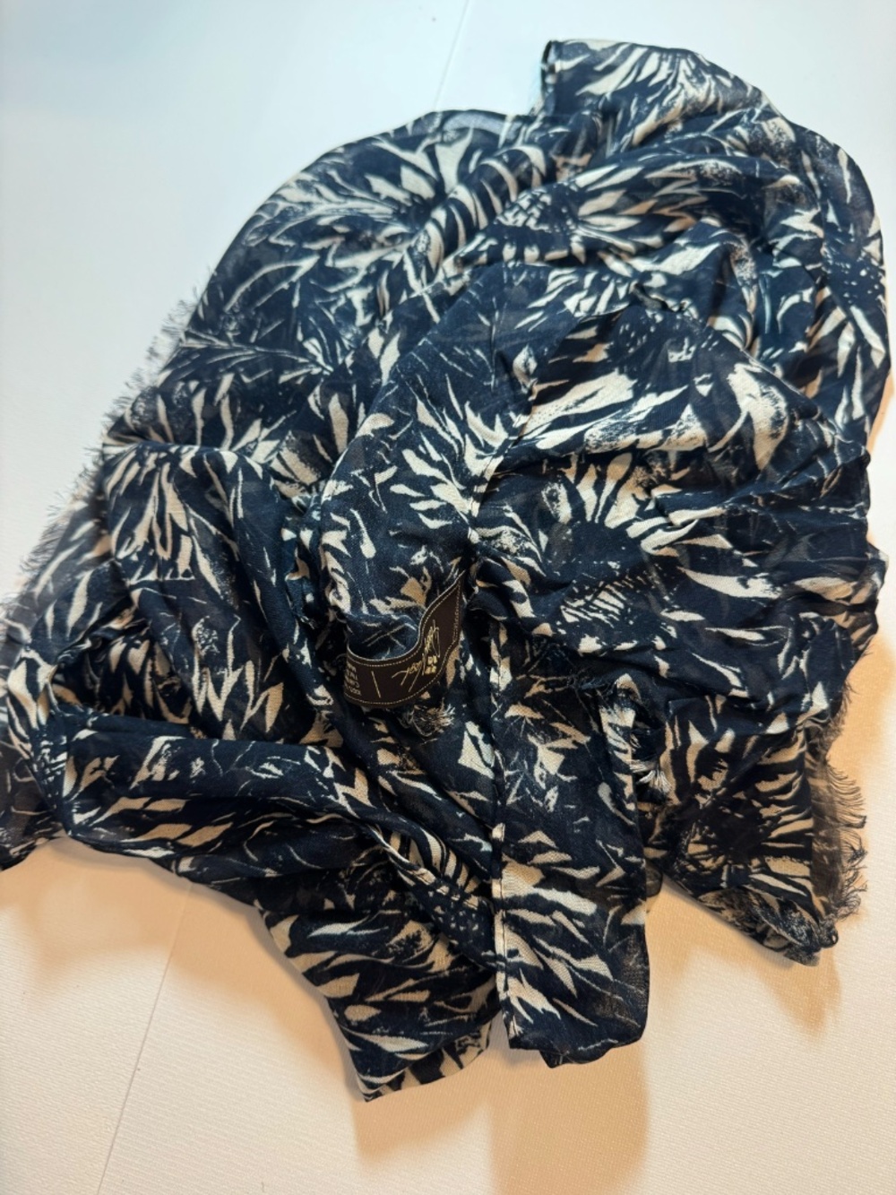 Patricia Nash Sunflower Print Oversized Scarf Wrap Navy Ivory 100% Viscose